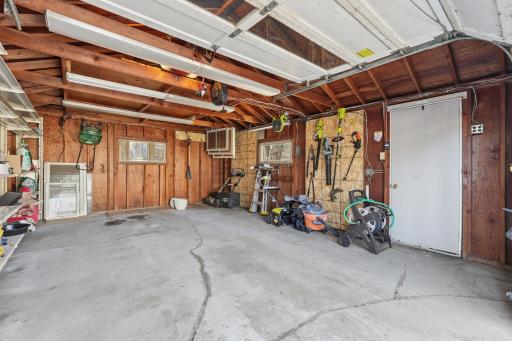 2344 Cowern Place E, Saint Paul, MN 55109