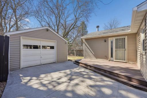 2344 Cowern Place E, Saint Paul, MN 55109