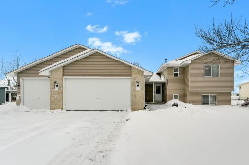 Photo for 5447 Kalenda Drive NE, Albertville, MN 55301 - listing #7003880 5447 Kalenda Drive NE, Albertville, MN 55301