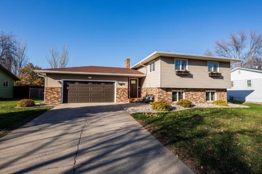 Photo for 2601 Atlantic Drive S, Fargo, ND 58103 - listing #7003883 2601 Atlantic Drive S, Fargo, ND 58103