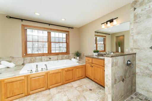 3964 Autumn Lake Court SW, Rochester, MN 55902