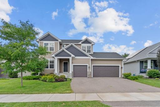 Welcome to a stunning, "good-as-new" build in Blaine!