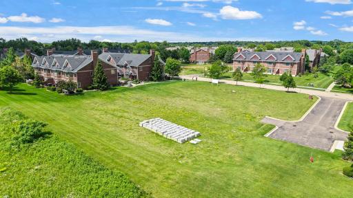 44-web-or-mls-10814 Falling Water Ln-129.jpg