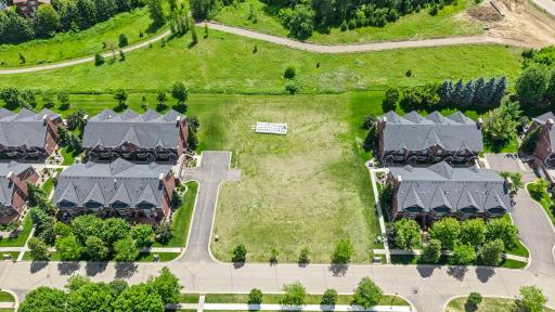 60-web-or-mls-10814 Falling Water Ln-177.jpg