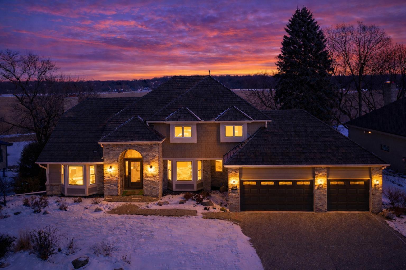 11472 Mount Curve, Stunning in every season, every time of day!