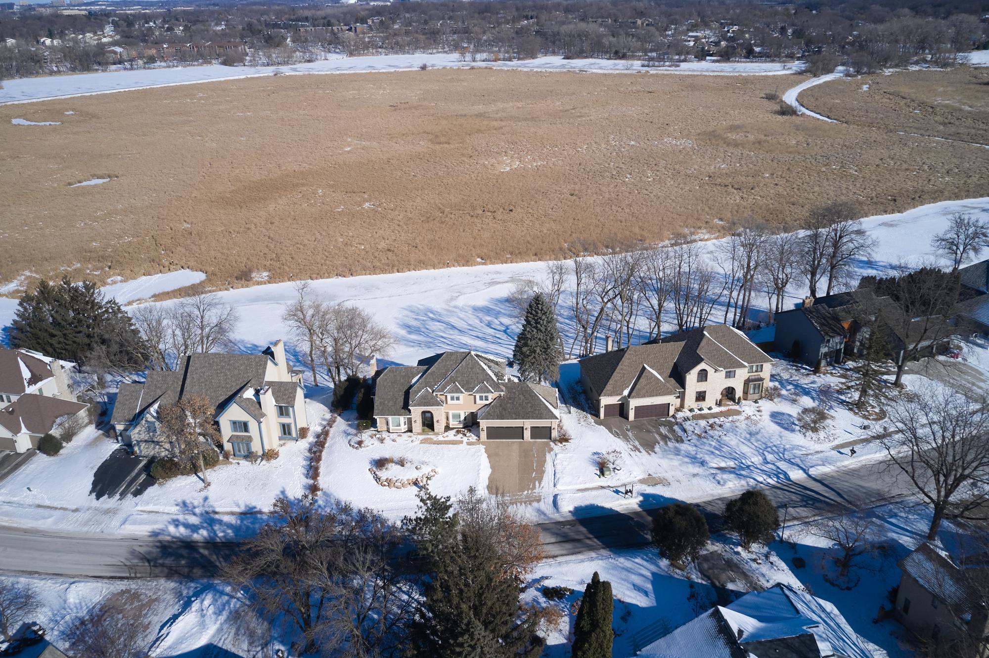 Panoramic views of the 6th t-box of Olympic Hills Golf Club and of the Neal Lake Preserve