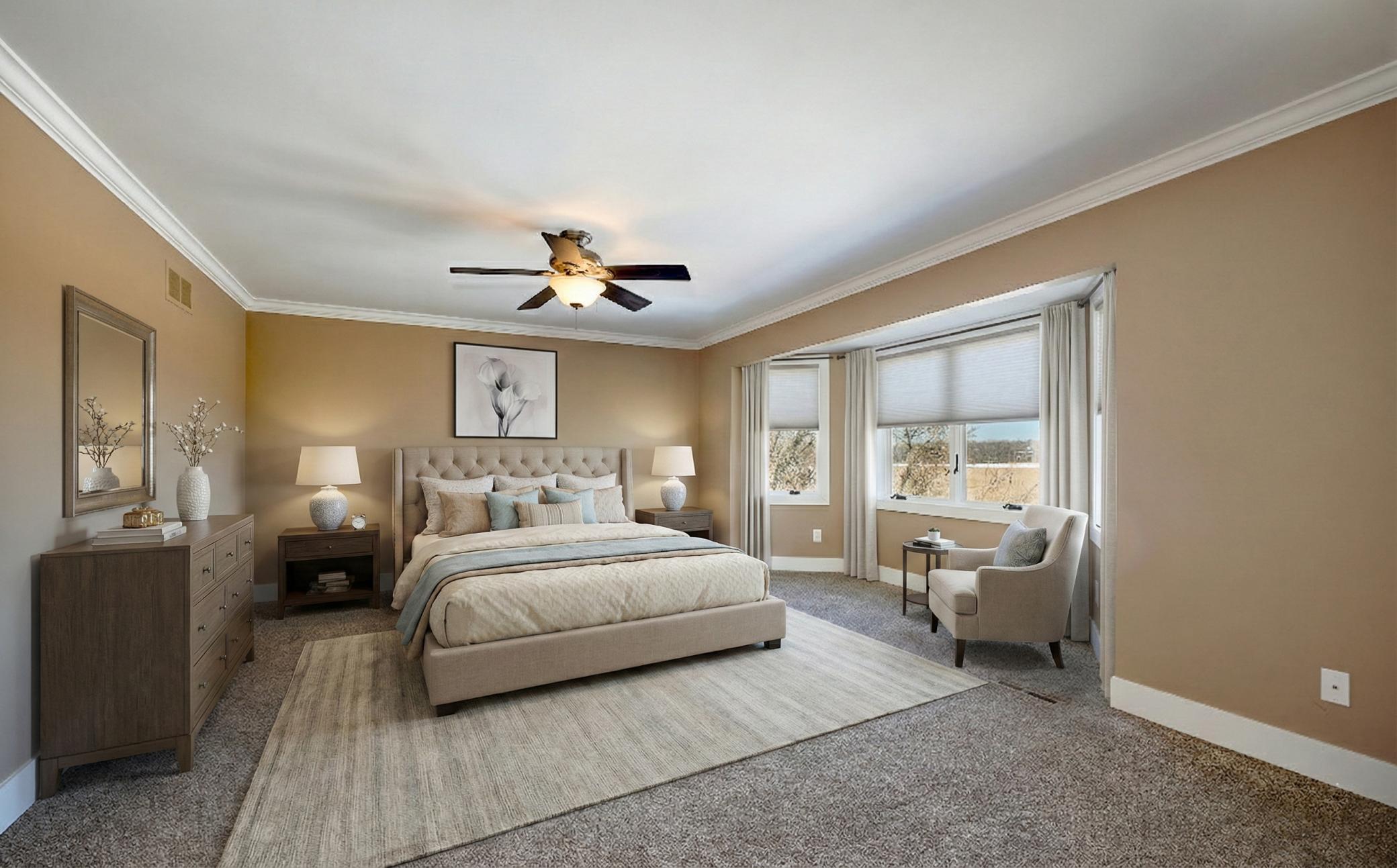 Elegant Master overlooking Neill Lake Preserve and the Golf Course