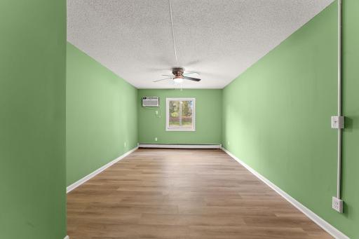 4207 Lakeside Avenue N, 134, Brooklyn Center, MN 55429