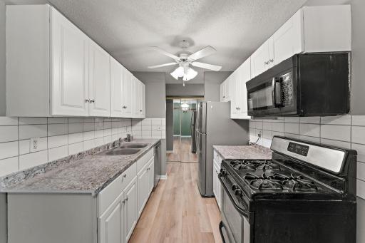 4207 Lakeside Avenue N, 134, Brooklyn Center, MN 55429