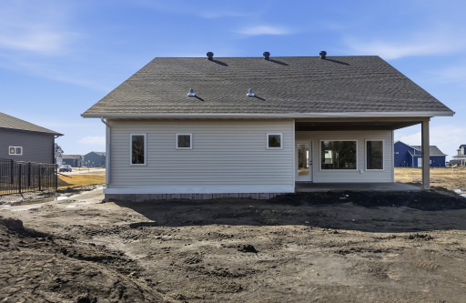4736 Hampton Loop S, Moorhead, MN 56560