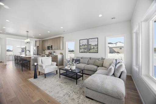 4736 Hampton Loop S, Moorhead, MN 56560