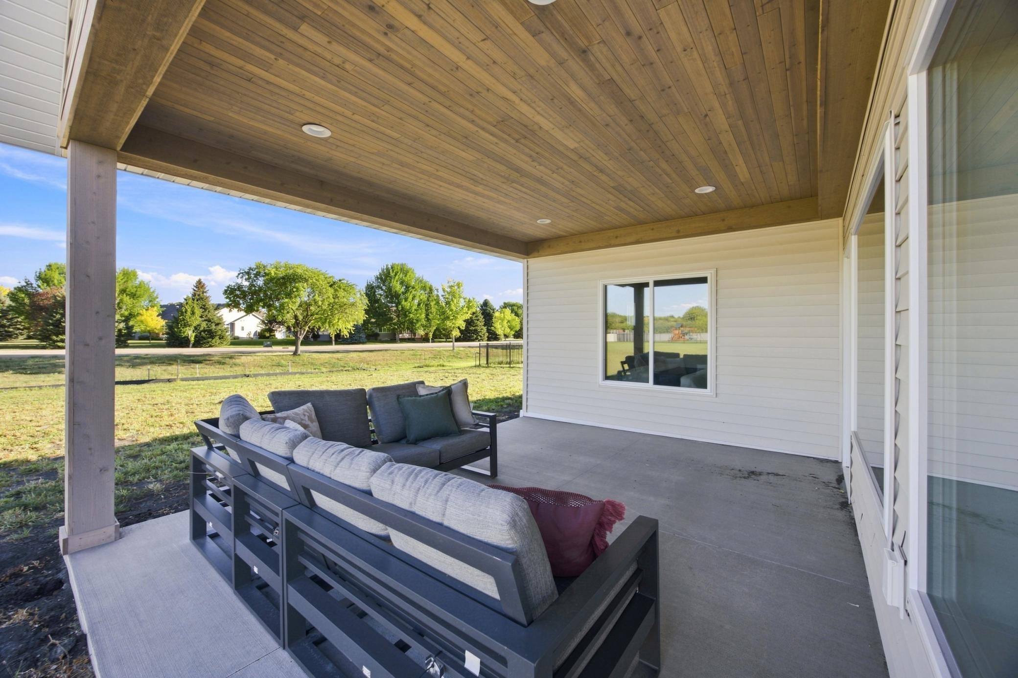 Rear covered patio