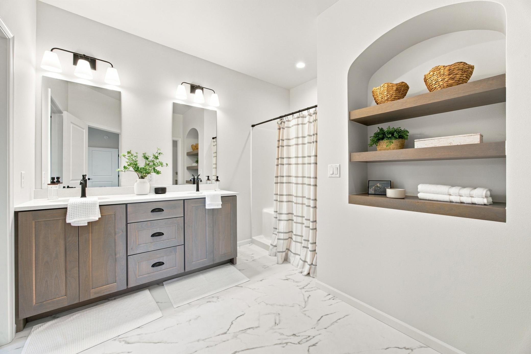 Owner's private bath