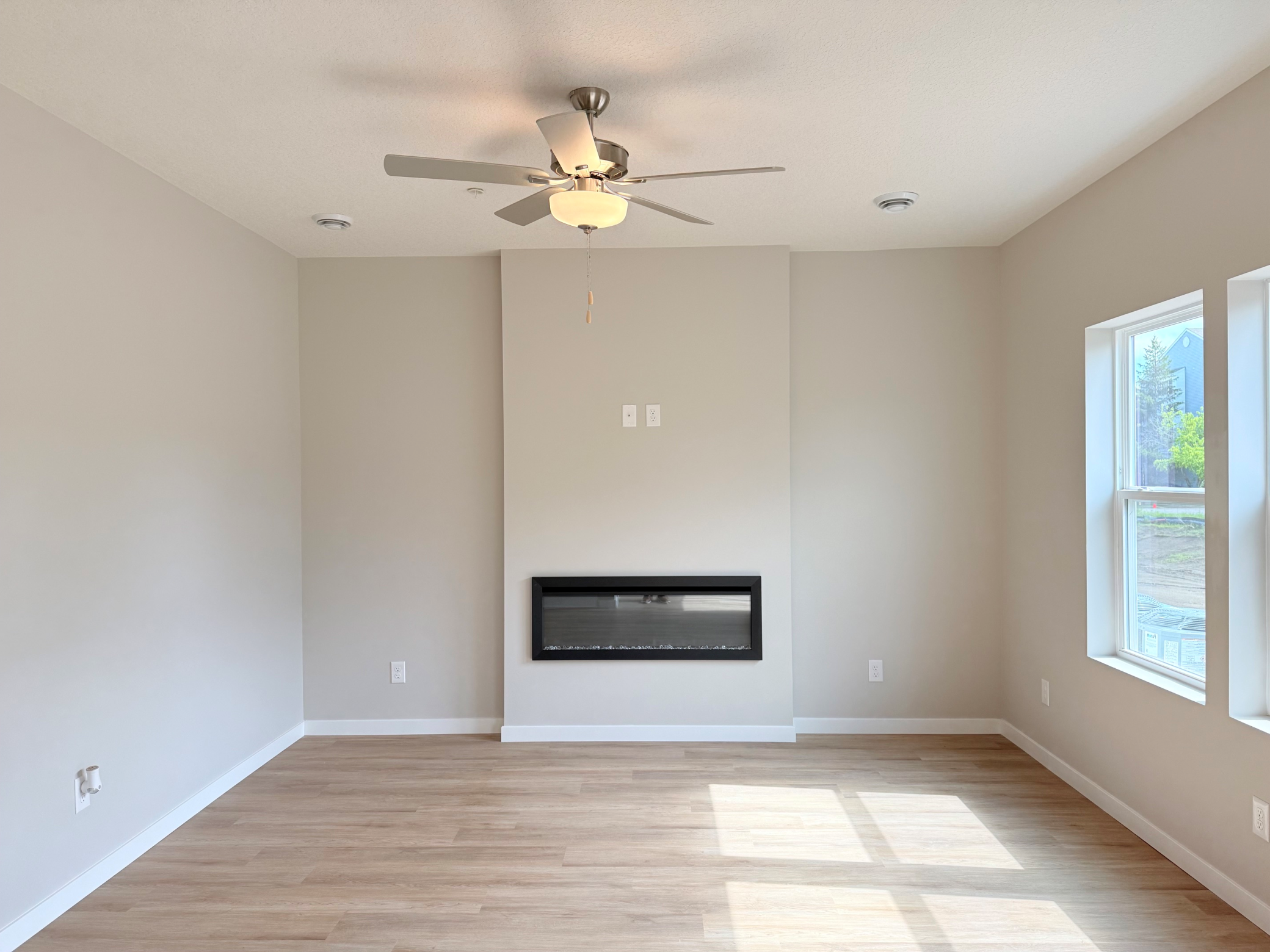 Camden Living Room 2 L.png