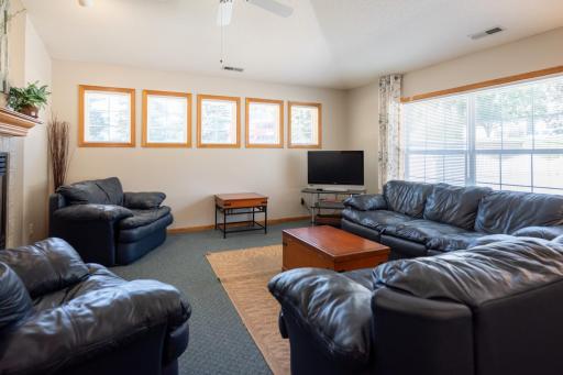 3016 Timberwood Trail, 2, Eagan, MN 55121