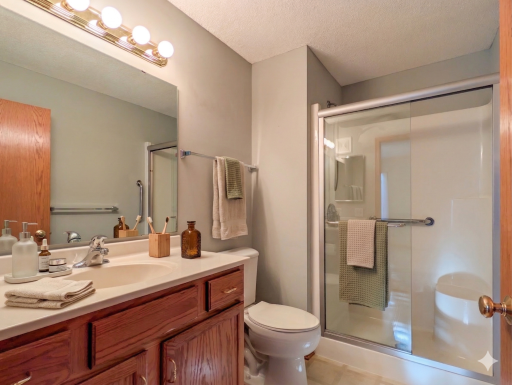 3016 Timberwood Trail, 2, Eagan, MN 55121