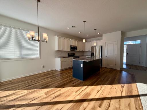 1465 100th Avenue NW, Minneapolis, MN 55433