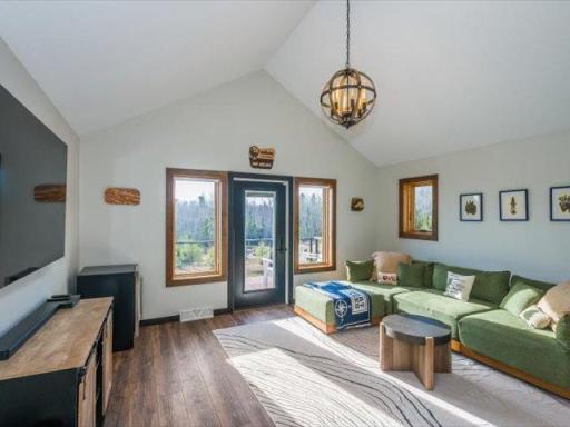5508 Nordling Road, Duluth, MN 55804