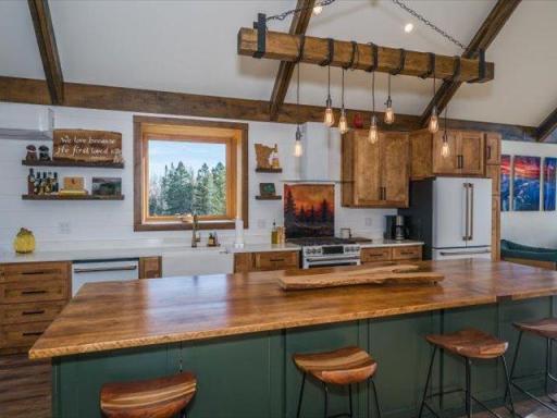 5508 Nordling Road, Duluth, MN 55804