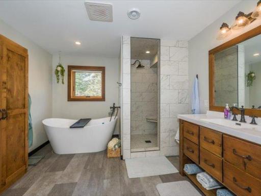 5508 Nordling Road, Duluth, MN 55804