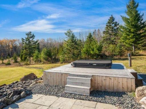 5508 Nordling Road, Duluth, MN 55804