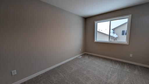 1060 Sharptail Run, New Richmond, WI 54017