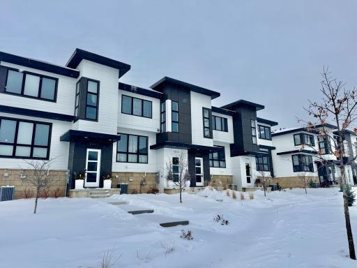 5049 161st Street W, Lakeville, MN 55044