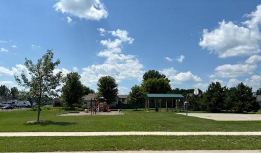 308 Spring Day Court NE, Eyota, MN 55934
