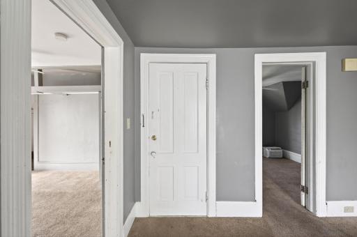 4126 Dupont Avenue N, Minneapolis, MN 55412