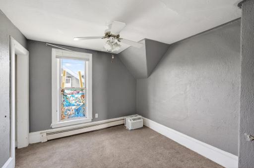 4126 Dupont Avenue N, Minneapolis, MN 55412