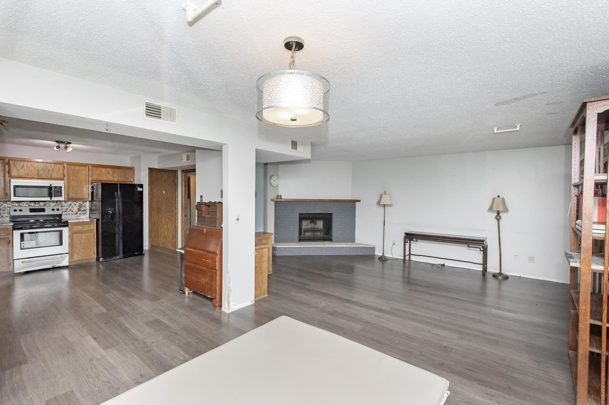 Dining Room/Living Room