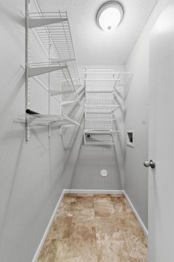 3737 Gershwin Lane N, Saint Paul, MN 55128