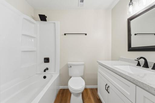 3737 Gershwin Lane N, Saint Paul, MN 55128