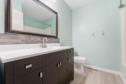 3737 Gershwin Lane N, Saint Paul, MN 55128