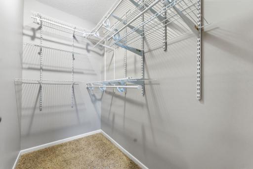 3737 Gershwin Lane N, Saint Paul, MN 55128