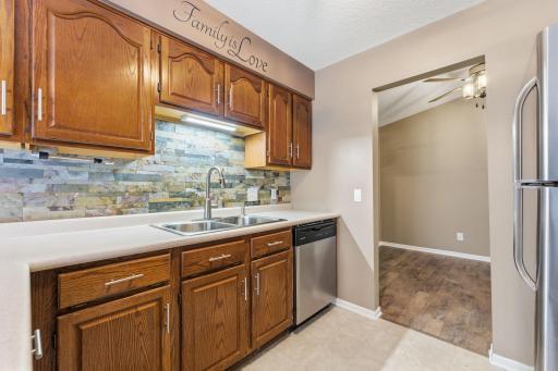 3737 Gershwin Lane N, Saint Paul, MN 55128