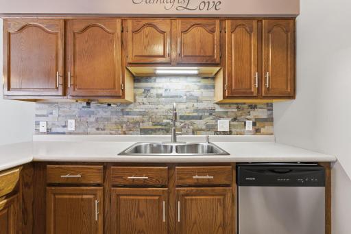 3737 Gershwin Lane N, Saint Paul, MN 55128