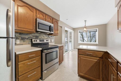 3737 Gershwin Lane N, Saint Paul, MN 55128