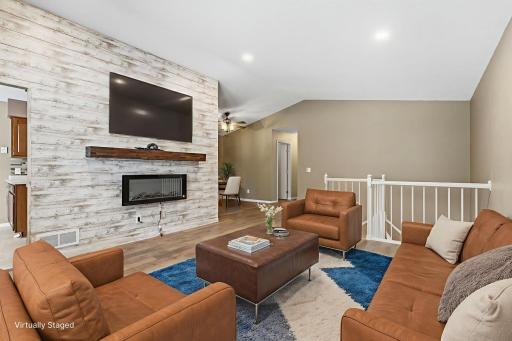 9-web-or-mls-DSC08132 virtually staged.jpeg