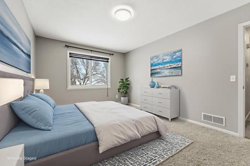 30-web-or-mls-DSC08192 virtually staged.jpeg