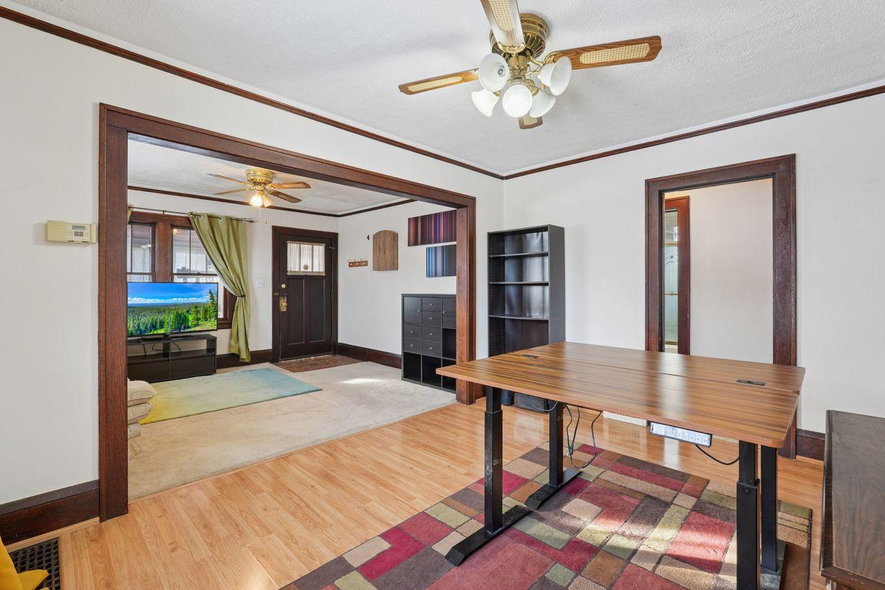 Livingroom/Diningroom