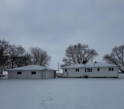 6910 70th Street S, Sabin, MN 56580