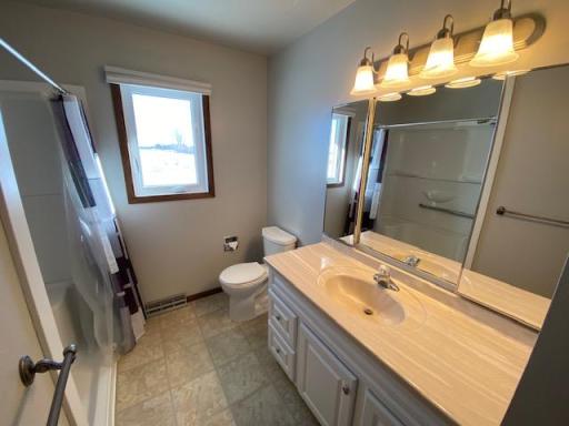 6910 70th Street S, Sabin, MN 56580