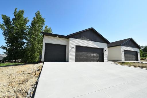 2031 20th Street E, Zumbrota, MN 55992