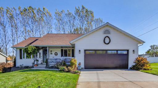 Photo for 1821 Dorret Road, Eau Claire, WI 54703 - listing #7004588 002_jask208113386_1821_dorret_rd._eau_claire_wi_-_photos-14_491.jpg