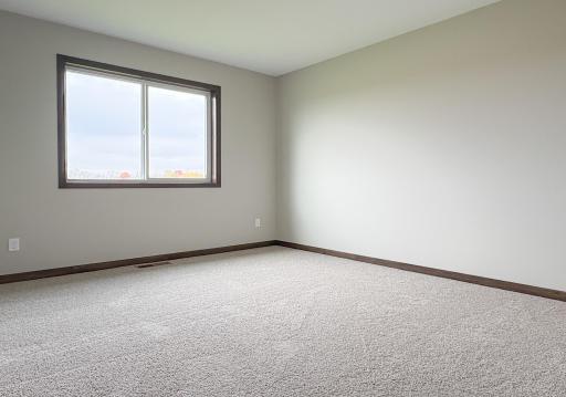 8733 90th Avenue, Milaca, MN 56353
