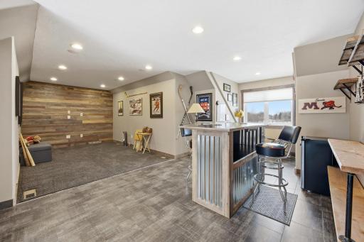 7179 37th Street N, Moorhead, MN 56560
