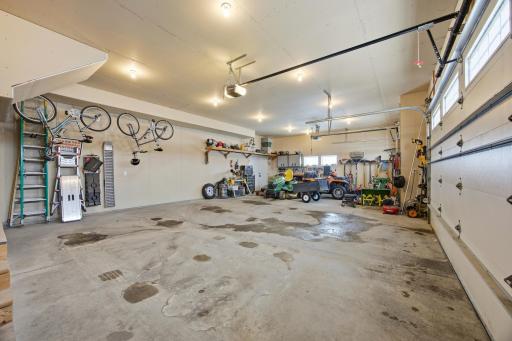 7179 37th Street N, Moorhead, MN 56560