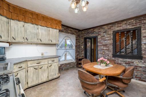 130 1st Street N, Waterville, MN 56096