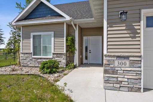 300 Pine Drive, Hankinson, ND 58041